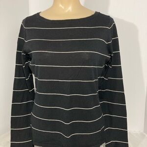 Black and White Striped Women's knit Top
Item # TSsw9